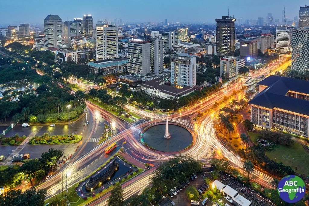 Jakarta tone – gradi se novi glavni grad Indonezije
