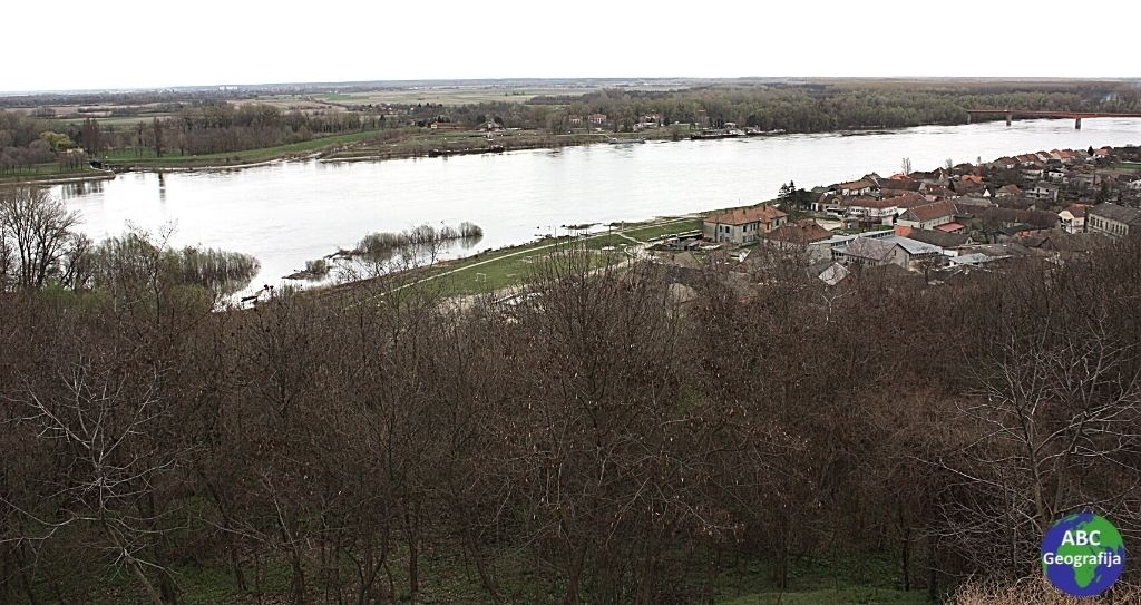 Pogled na Dunav i Batinu
