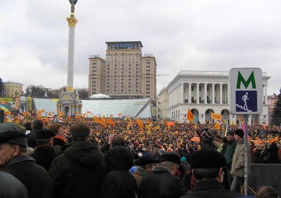Prvi dan Narančaste revolucije 2004. godine
