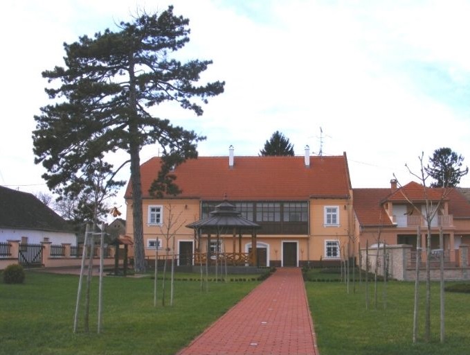 Obnovljena rodna kuća Milutina Milankovića u Dalju